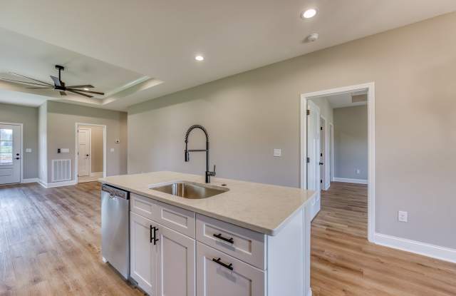 331 Monroe Dr