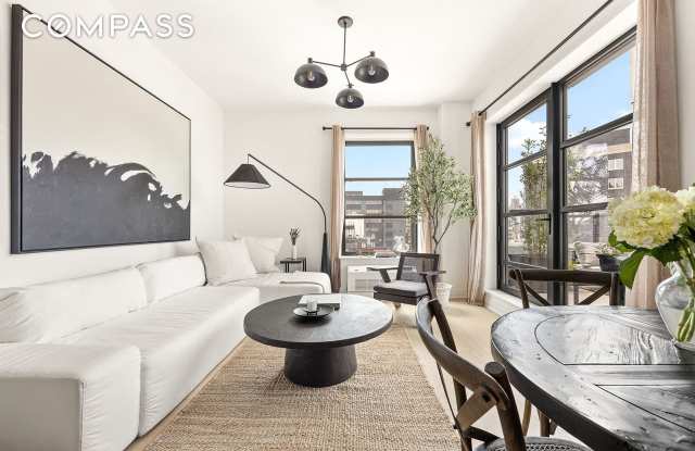 13-33 Jackson Avenue