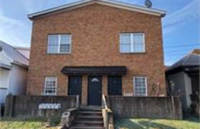 213  B Roane Street - B
