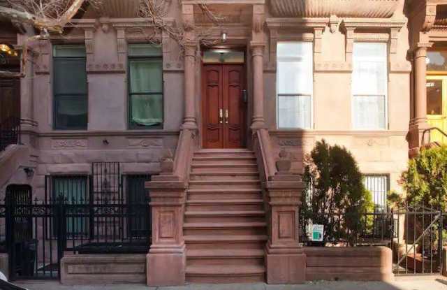 149 W 122nd st