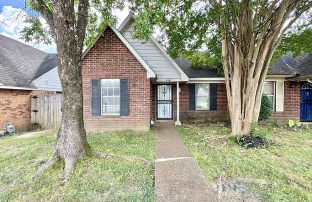 6481 Summer Creek East