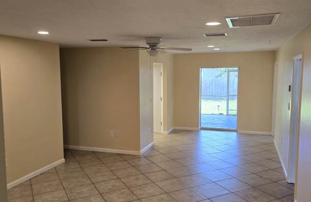 3233 Campbell Street