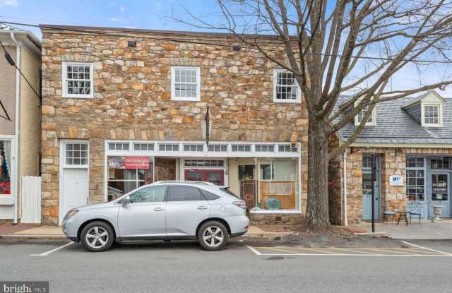 11 S MADISON Street