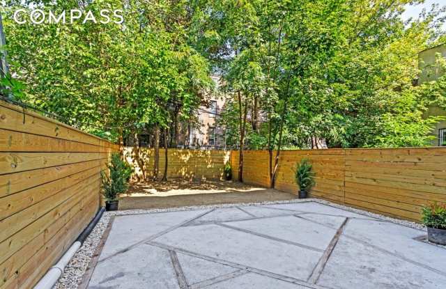 791 Lexington Avenue