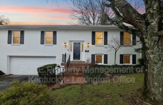 Photo of 3462 Lansdowne Dr