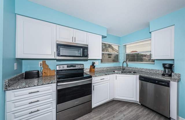 6077 BAHIA DEL MAR BOULEVARD