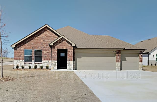 11390 S 281st Pl S - 11390 S 281st East Pl, Coweta, OK 74429