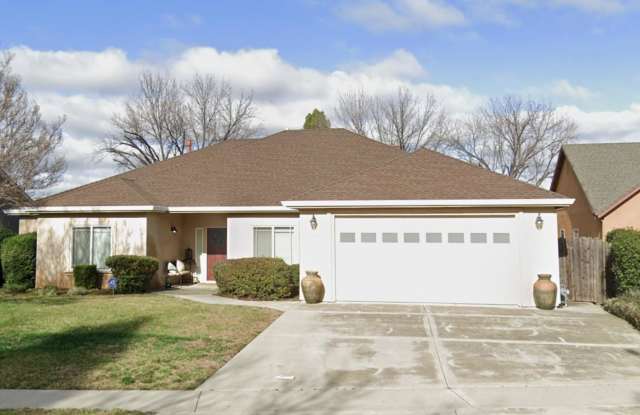 4 Bedroom Home for Rent in Chico CA | 3 Bathrooms, Fireplace, Yard & Garage
