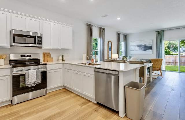 563 Holly Lakes Drive