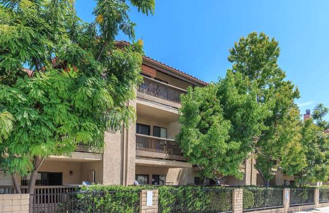 Acaciawood Village - Senior Living