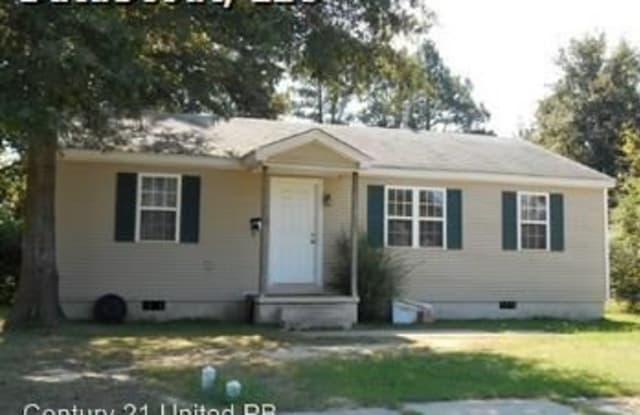 19 E Richard - 19 East Richard Drive, Pine Bluff, AR 71602