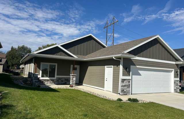 Photo of Spacious One-Level Home with Modern Finishes  Prime Location!