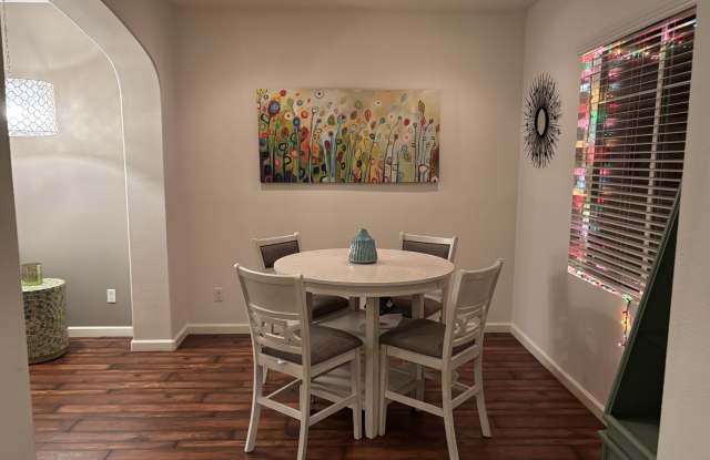 Photo of 520 Calle Vibrante