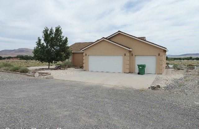 3550 Desert Shadows Ln - 3550 Desert Shadows Lane, Fernley, NV 89408