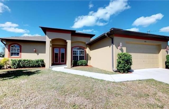 1426 SW 15th PL - 1426 Southwest 15th Place, Cape Coral, FL 33991