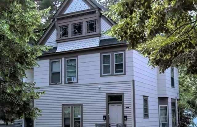 948 Euclid St., 1