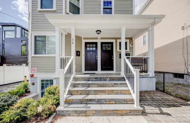 14 Valentine St