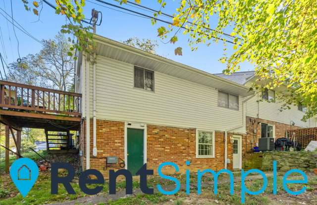 226 Maple Street
