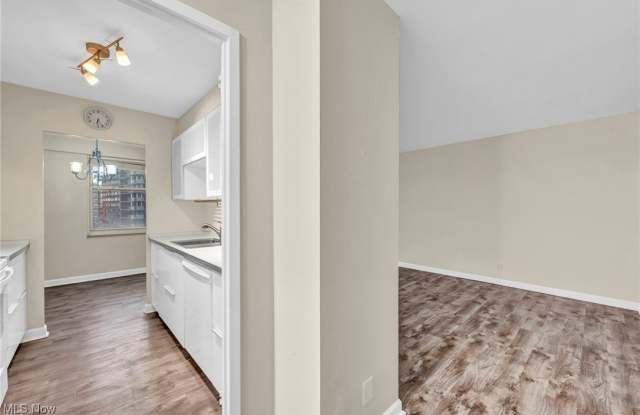 11850 Edgewater Drive unit: 808