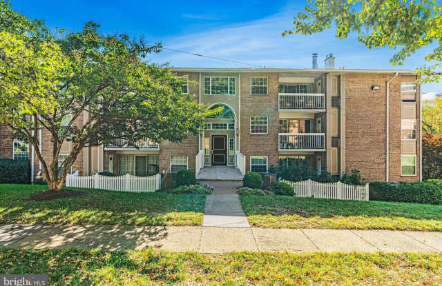 1935 WILSON Lane unit: 203
