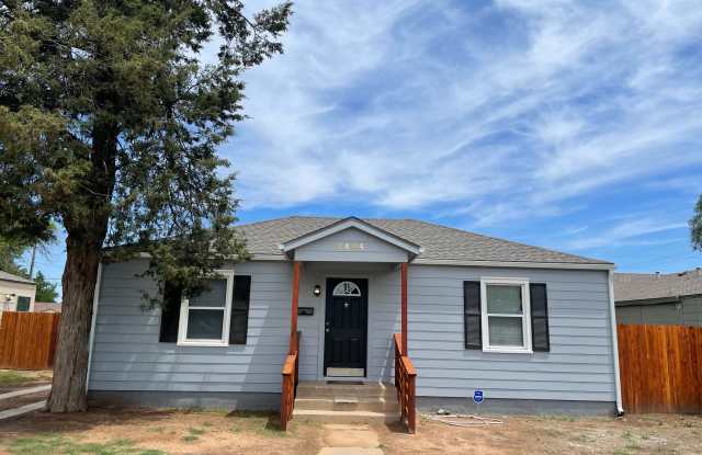 Photo of 2404 31st Street