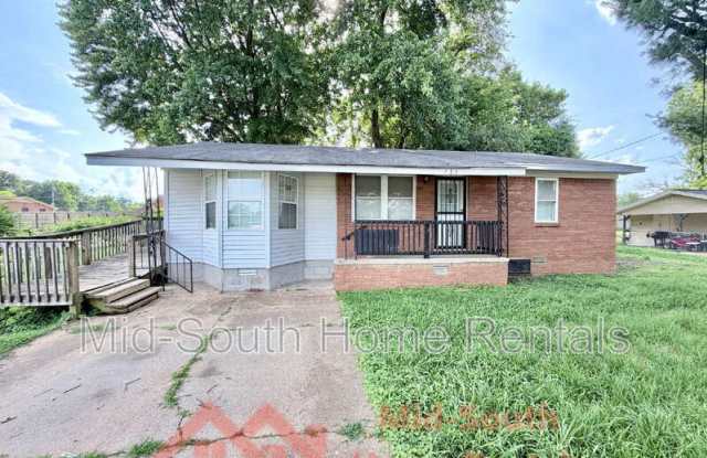 721 Best St