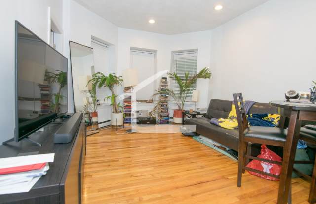Photo of 53 Westland Ave #5E Boston MA 02115