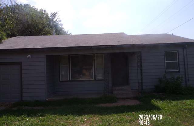 centrally located $200.00 off 1st  full month's rent