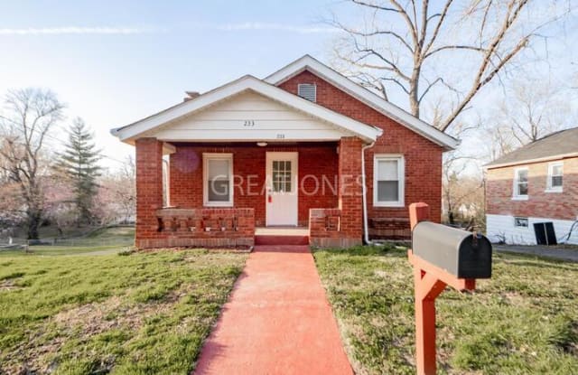 233 Ruggles Road - 233 Ruggles Road, Ferguson, MO 63135