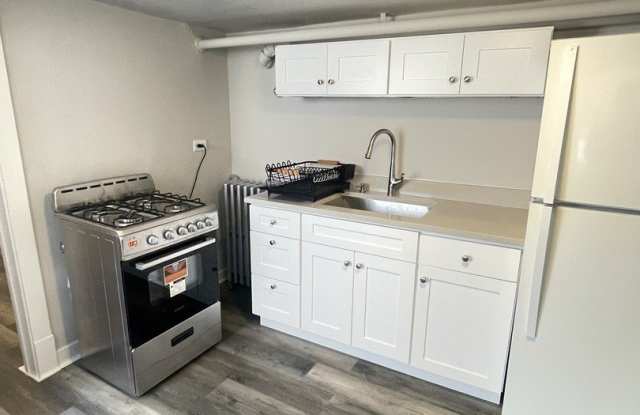 4438 N Austin Avenue