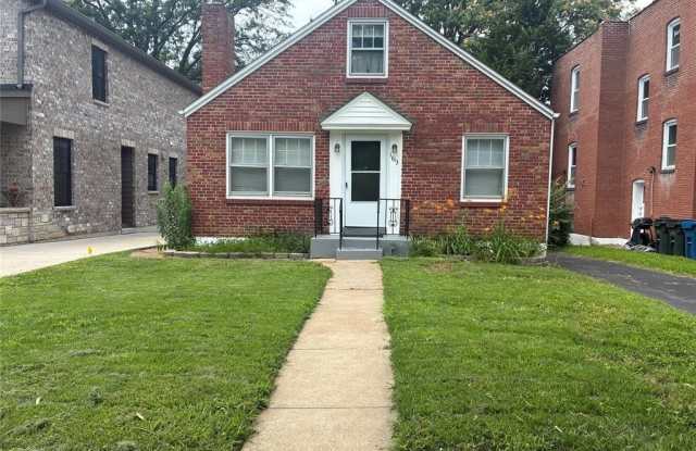 1813 Princeton Place