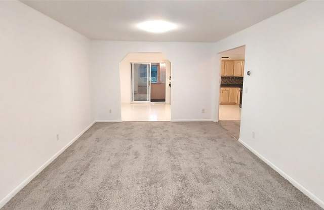 125 Washington Ave N