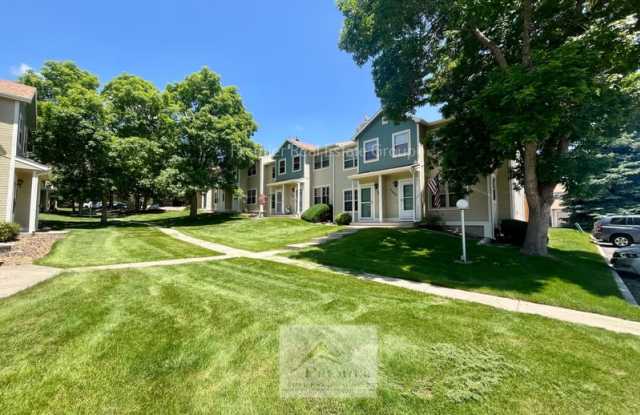 7905 Lexington Park Dr