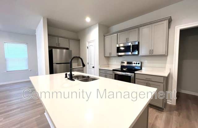 1018 Bengal Crossing Ave