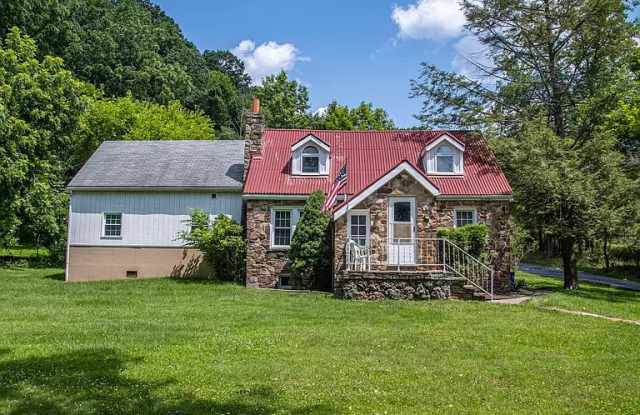 333 Detrich Drive - 333 Detrich Drive, Blair County, PA 16601