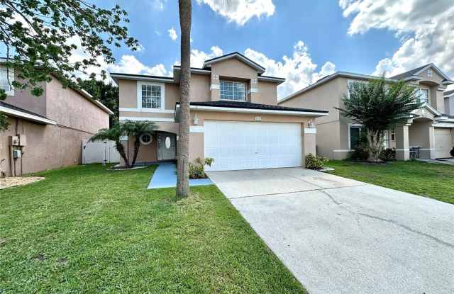 1116 TIMBERBEND CIRCLE