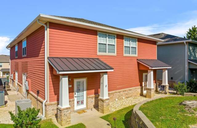 Photo of 721 Arbor Lake Drive