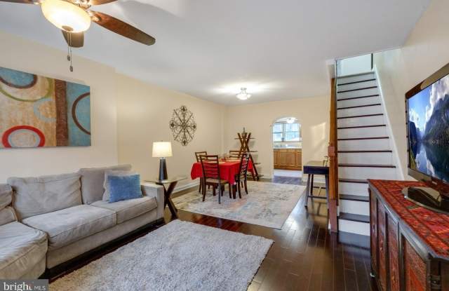 Photo of 1006 MORRIS Street