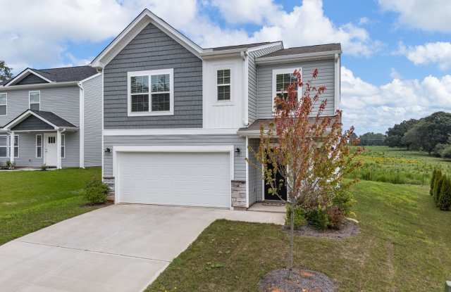 **$500 off First Months rent**- Amazing Home: 5-Bdrm, 2.5 Bath Spartanburg Dream Home