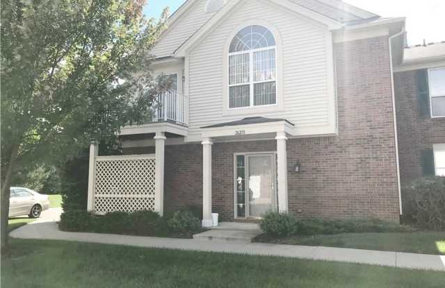 Charming 2-Bed Home in Commerce –Great schools & Community Pool Access!