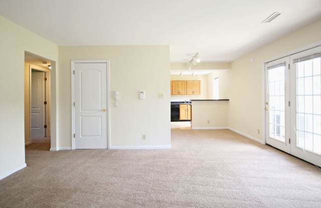 Photo of Pet-Friendly Villas at Southern Ridge Apartment