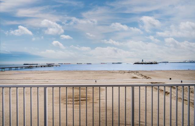 16 36th Place, Unit J