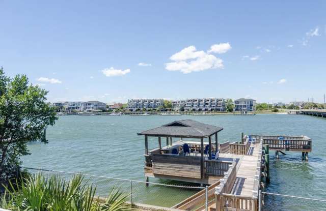 (W128) 32 West Greensboro Street, Wrightsville Beach, NC 28480