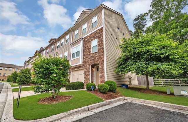 893 Society Circle SW