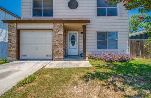 Photo of UPDATED 3-BEDROOM IN CANDLEWOOD PARK, JUDSON ISD