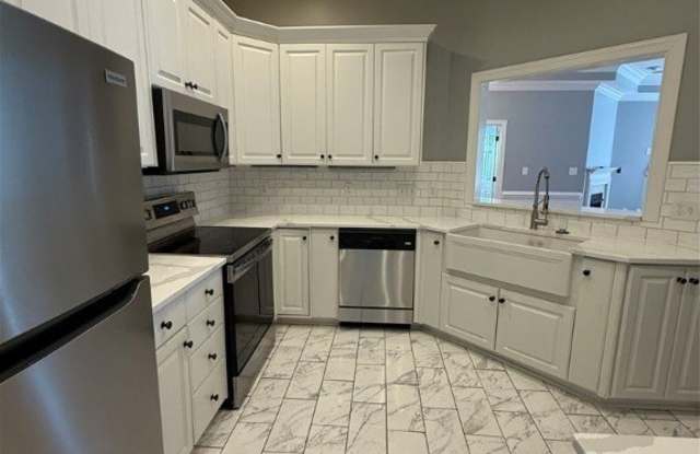 2661 Lockwood Drive unit: 103