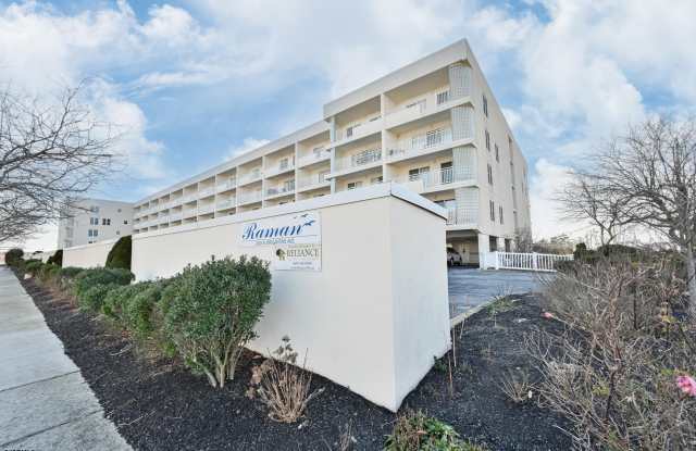 600 W Brigantine Ave