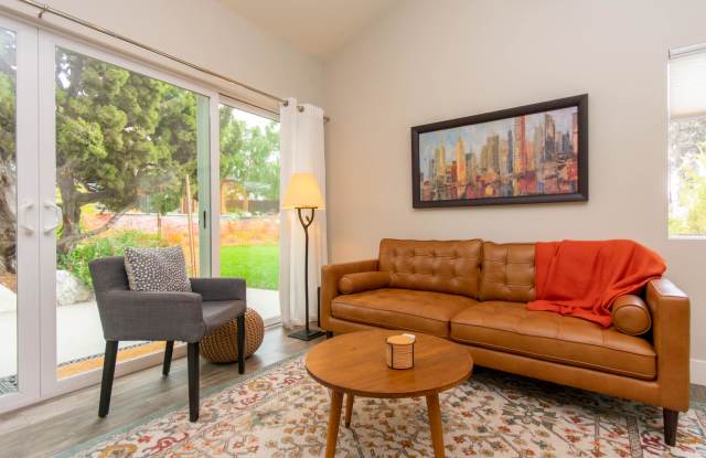 Photo of Beautiful Fully Furnished 1 Bd Rental!