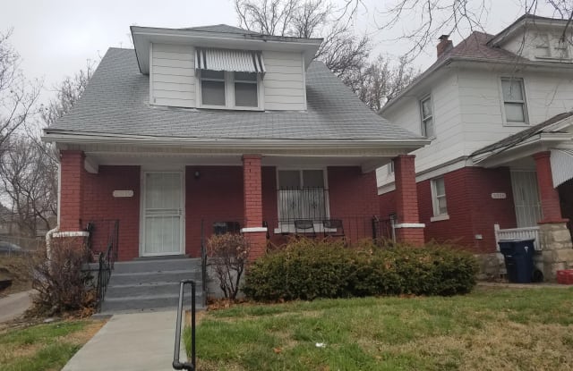 3012 East 27th Street - 3012 East 27th Street, Kansas City, MO 64127