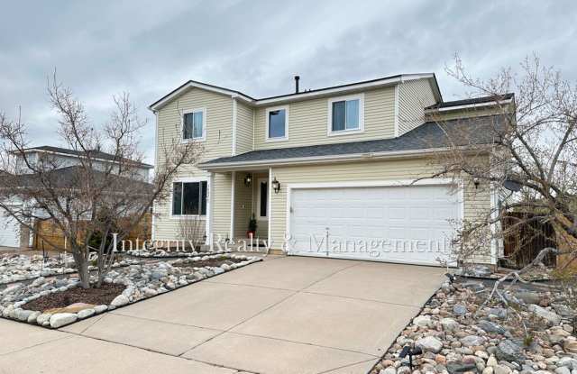 7402 Eagle Rock Dr